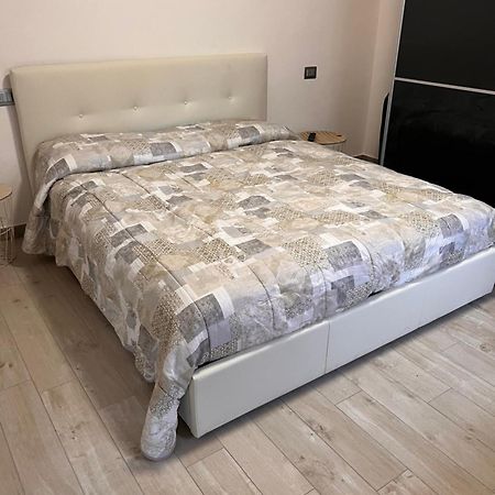Casa Mario Appartement Riva del Garda Buitenkant foto