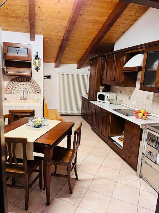 Casa Mario Appartement Riva del Garda Buitenkant foto