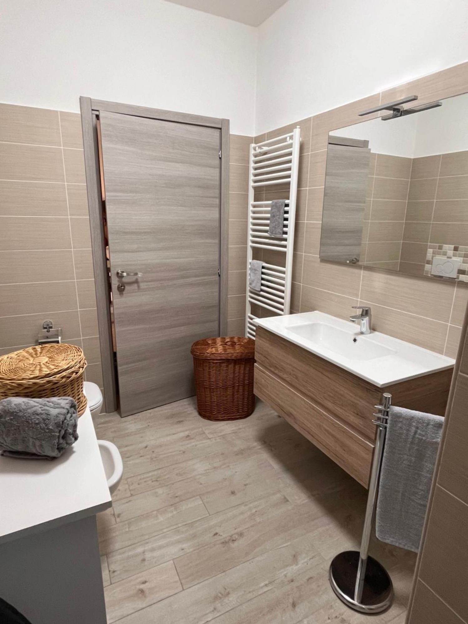 Casa Mario Appartement Riva del Garda Buitenkant foto