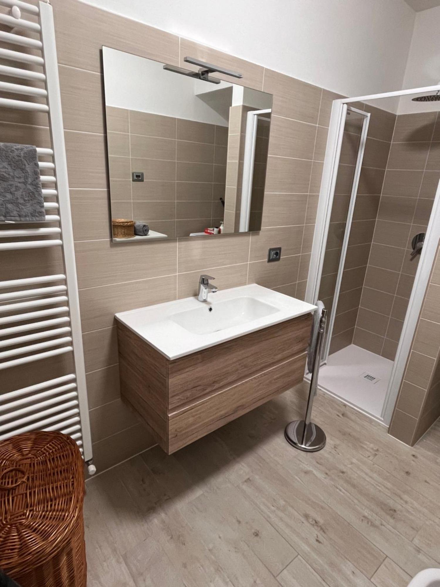 Casa Mario Appartement Riva del Garda Buitenkant foto