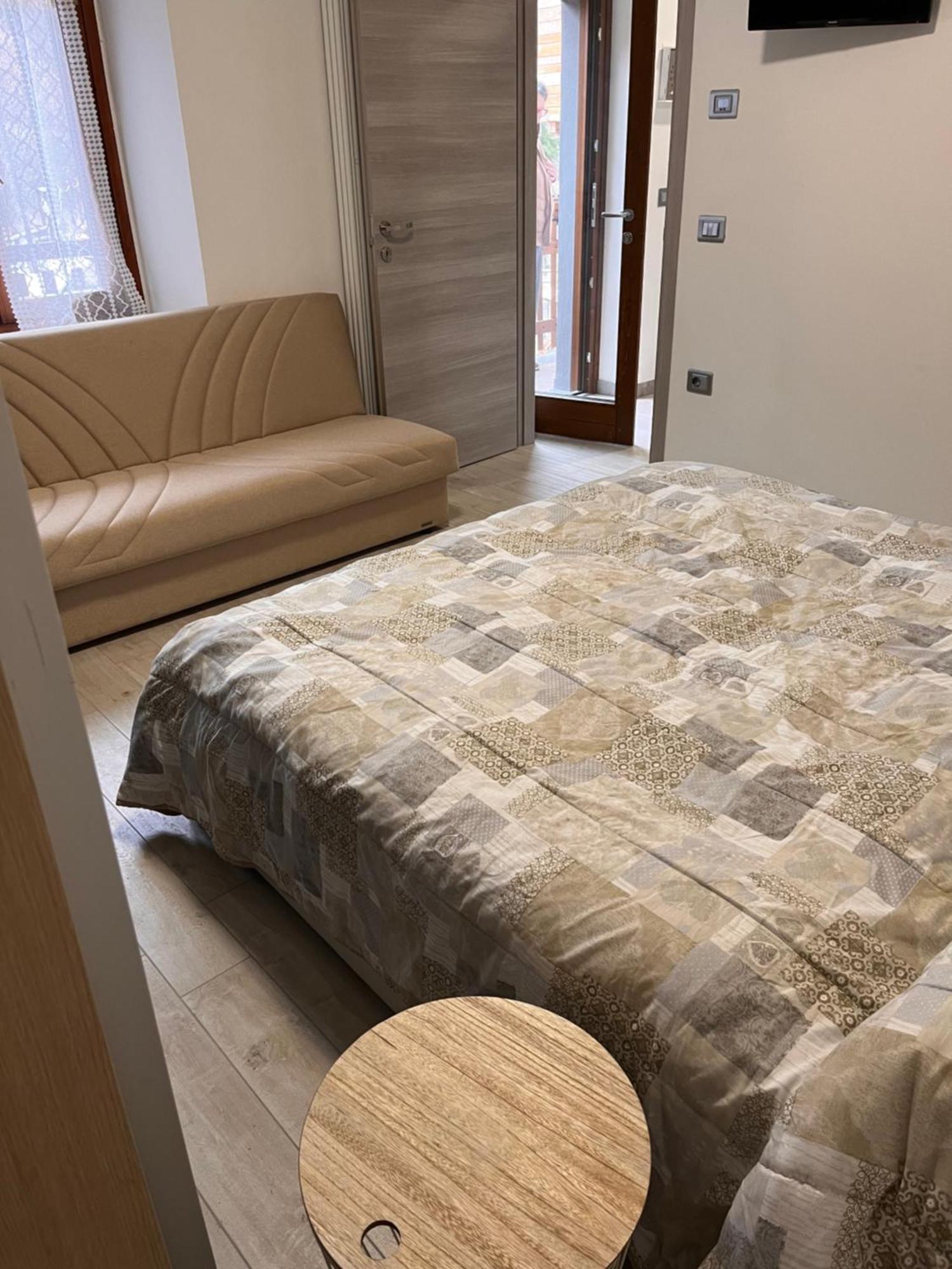 Casa Mario Appartement Riva del Garda Buitenkant foto