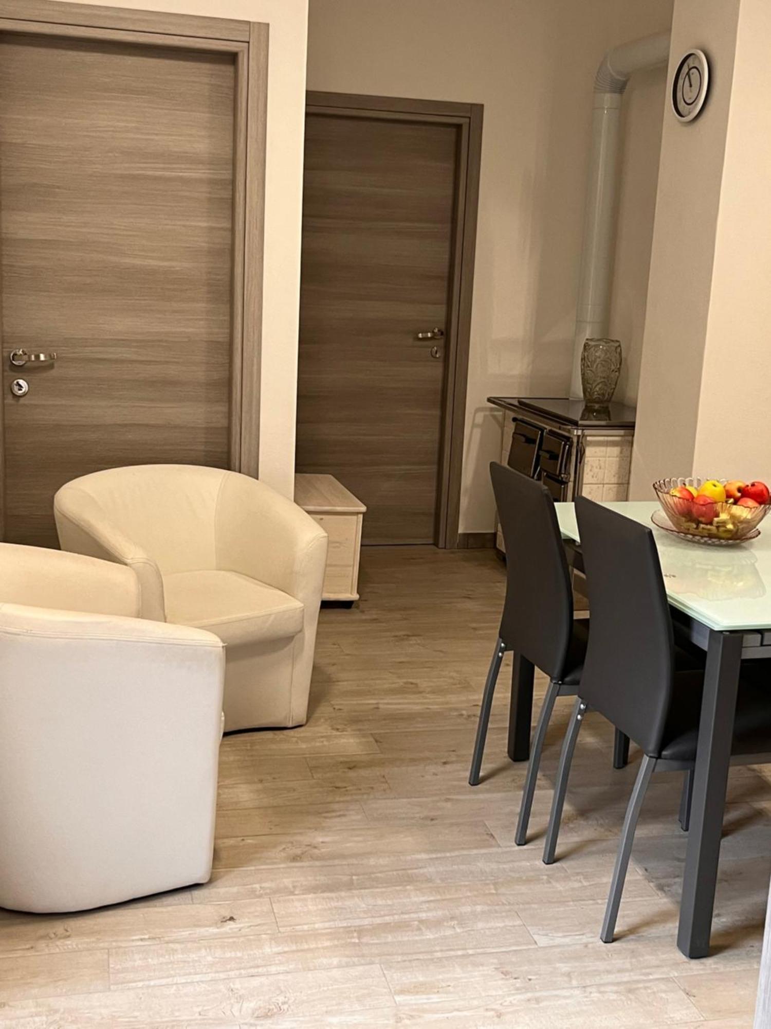 Casa Mario Appartement Riva del Garda Buitenkant foto